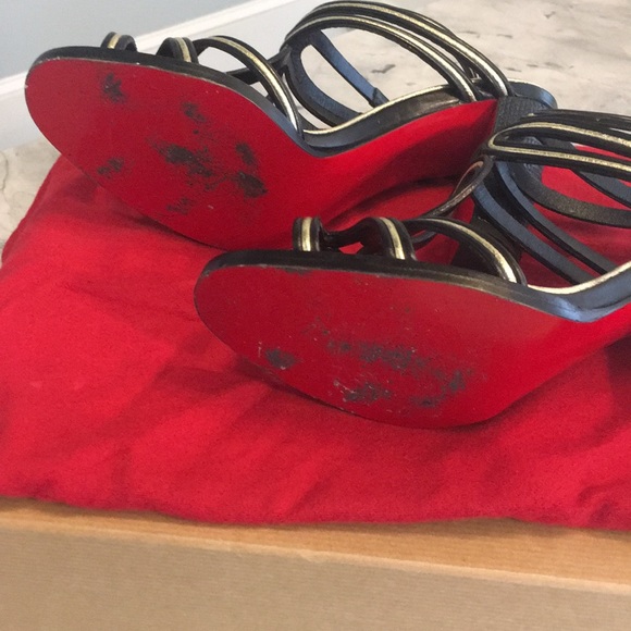 Christian Louboutin Zenobissima Block-Heel Sandal - Picture 9 of 16